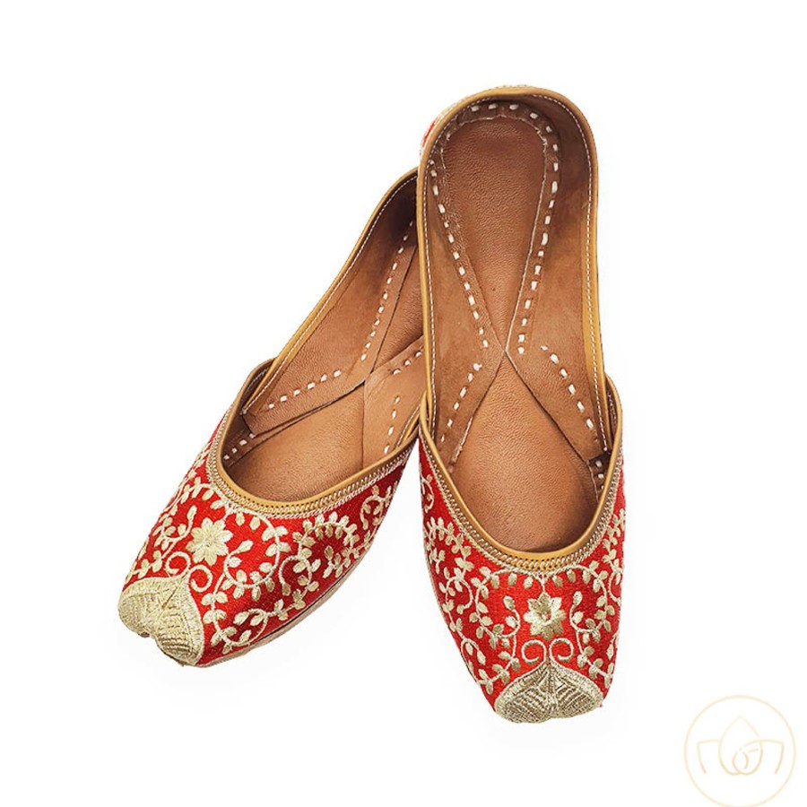 Women IndiFeels | Punjabi Jutti - Red