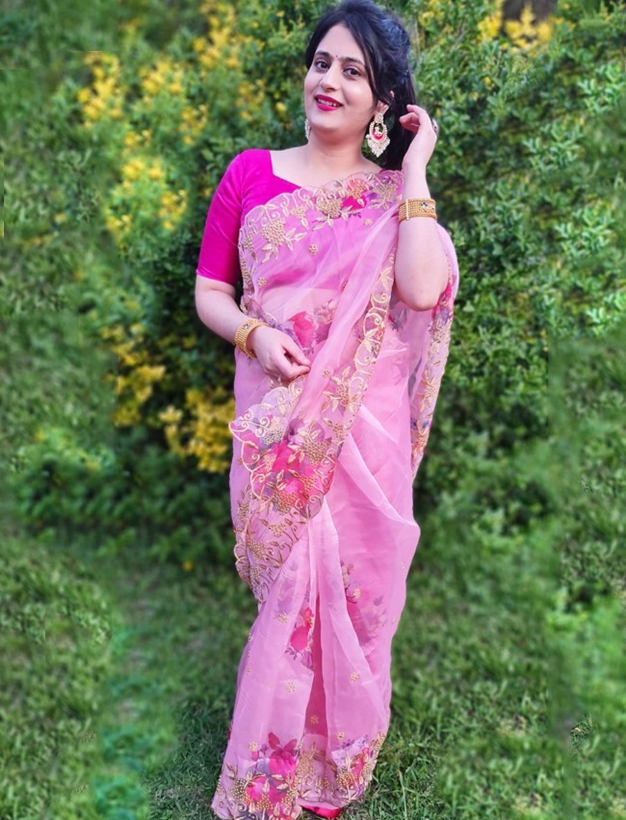 Women IndiFeels Sarees | Pink Saree - With Digital Print