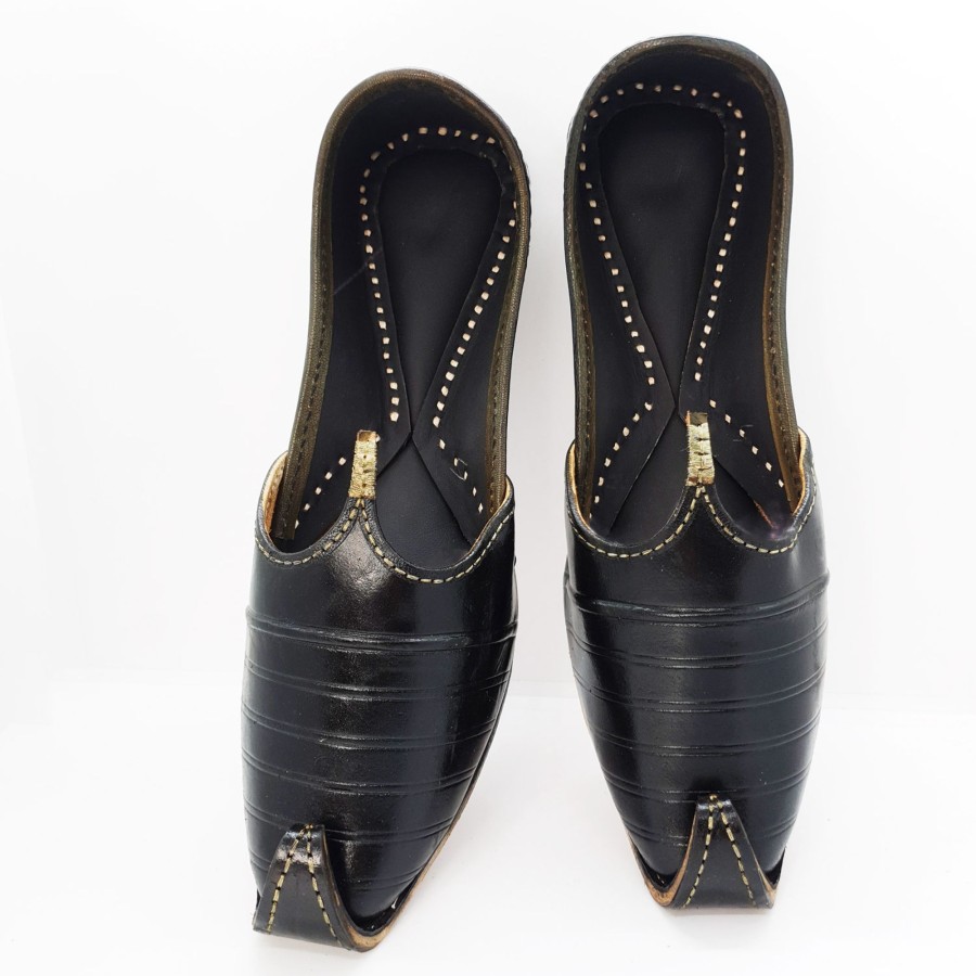 Men IndiFeels | Grunt Black Leather Mojaris