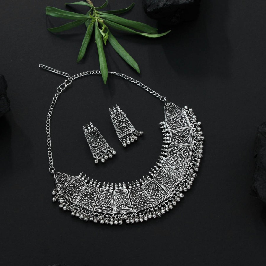 Women IndiFeels Necklace | Choker Silver Oxidised Necklace Set