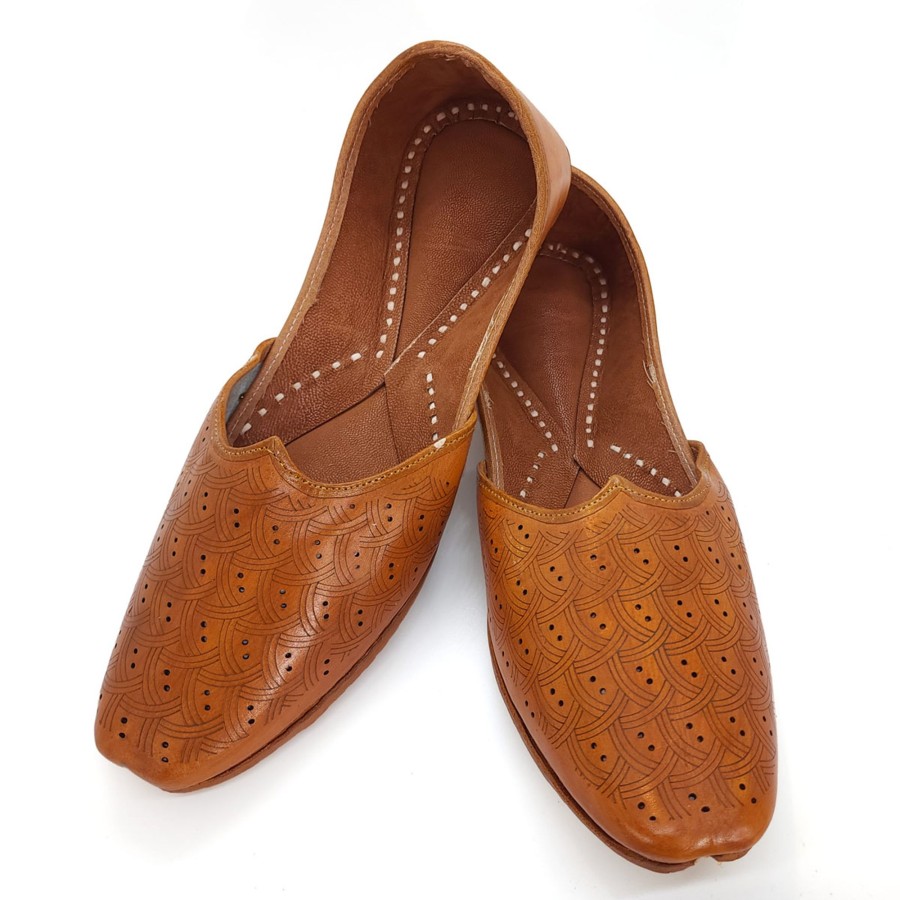 Men IndiFeels | Leather Mojari