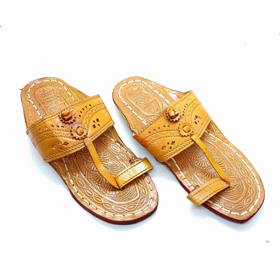 Men IndiFeels | Kohlapuri Yellow Tan Chappal